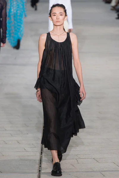 Look 26